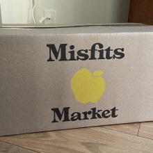 misfits market box on the floor