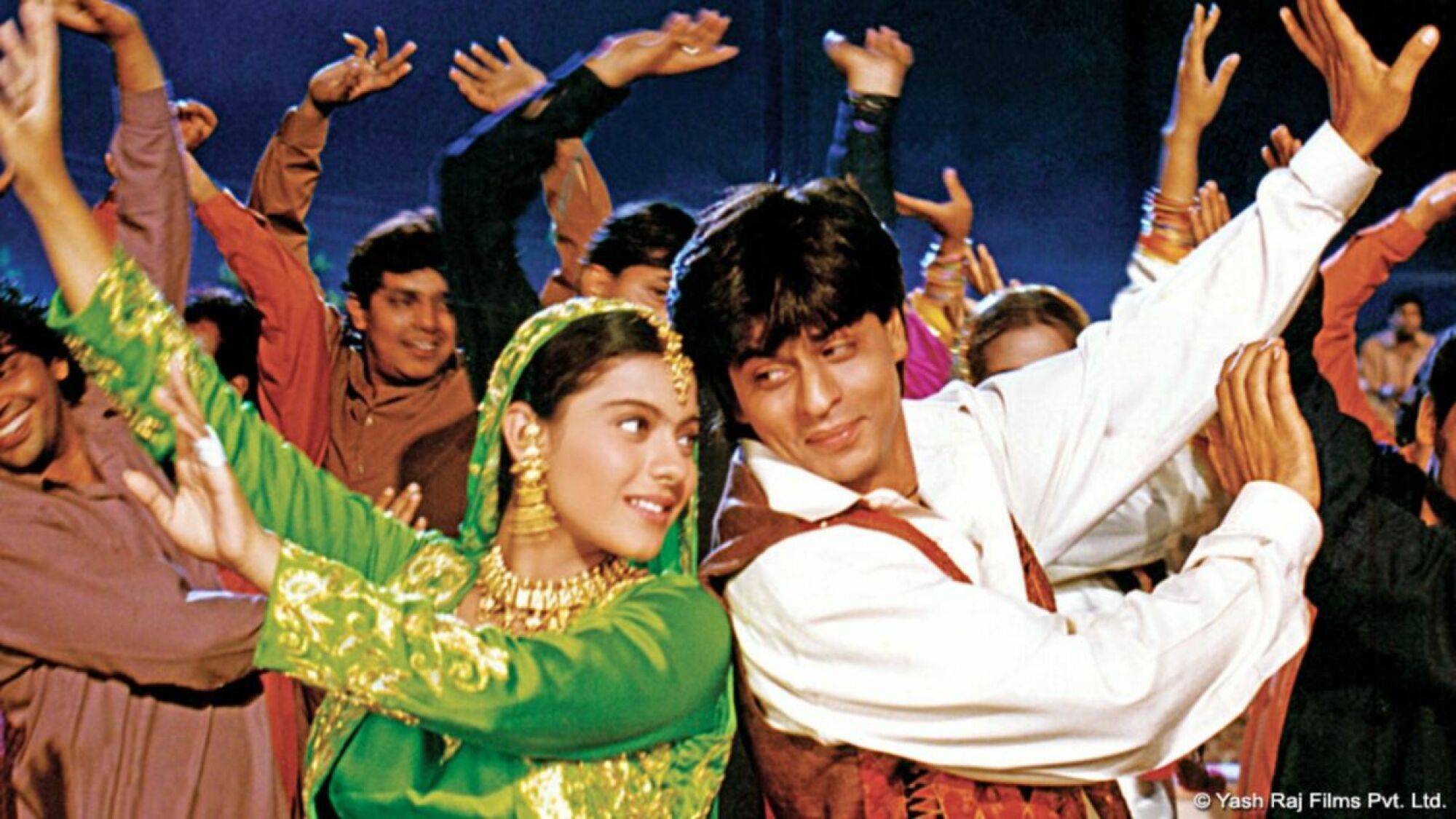 Shah Rukh Khan and Kajol in 'Dilwale Dulhania Le Jayenge'.