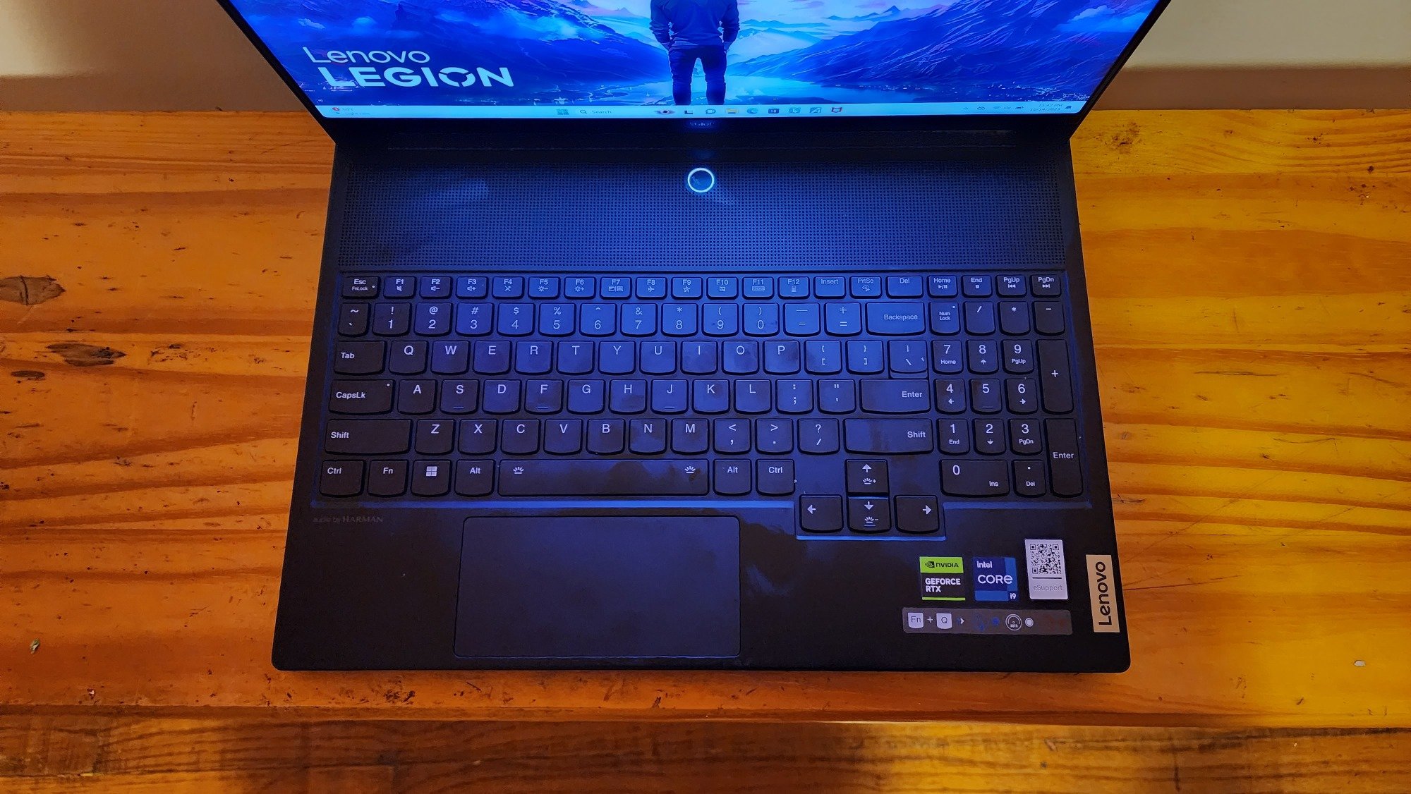 Lenovo Legion 9i keyboard